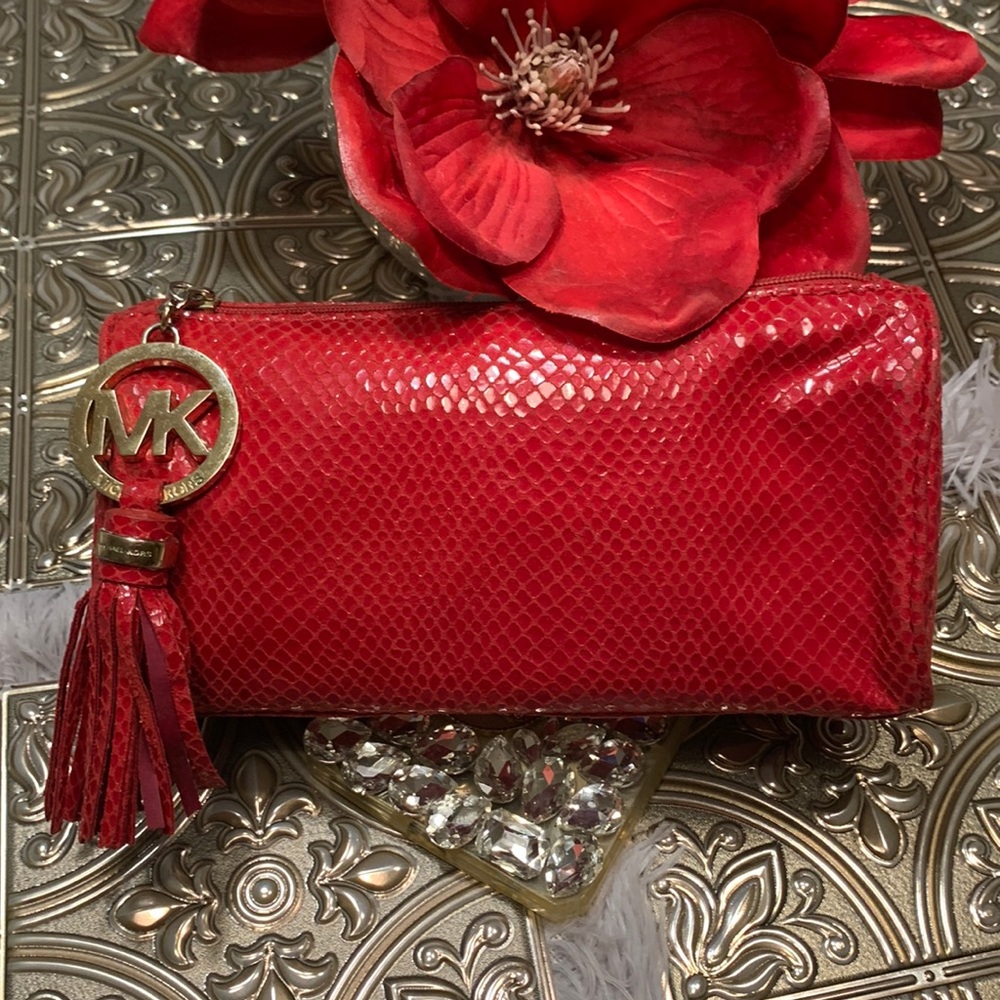 🌹VINTAGE Michael Kors • Red Genuine Leather Mini Clutch • Makeup • Toiletry Bag!